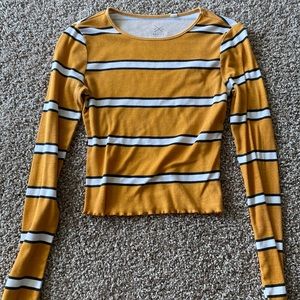 pac sun long sleeve crop top